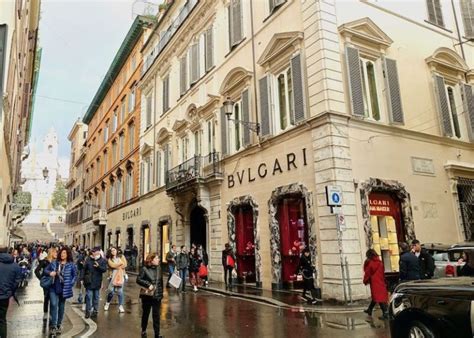 best local shopping in rome.